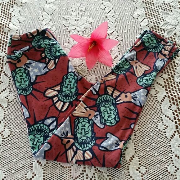 Lularoe Liberty Head leggings  - Picture 1 of 3